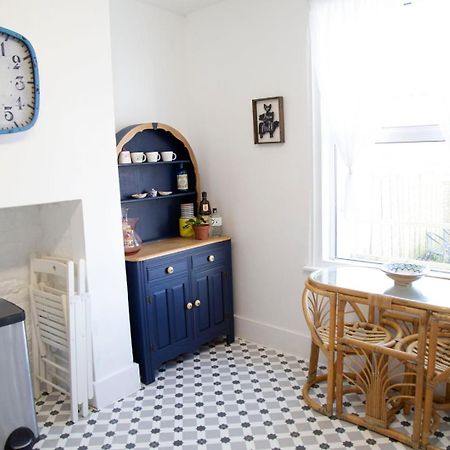 Lazy Daze - Hastings Villa Bagian luar foto